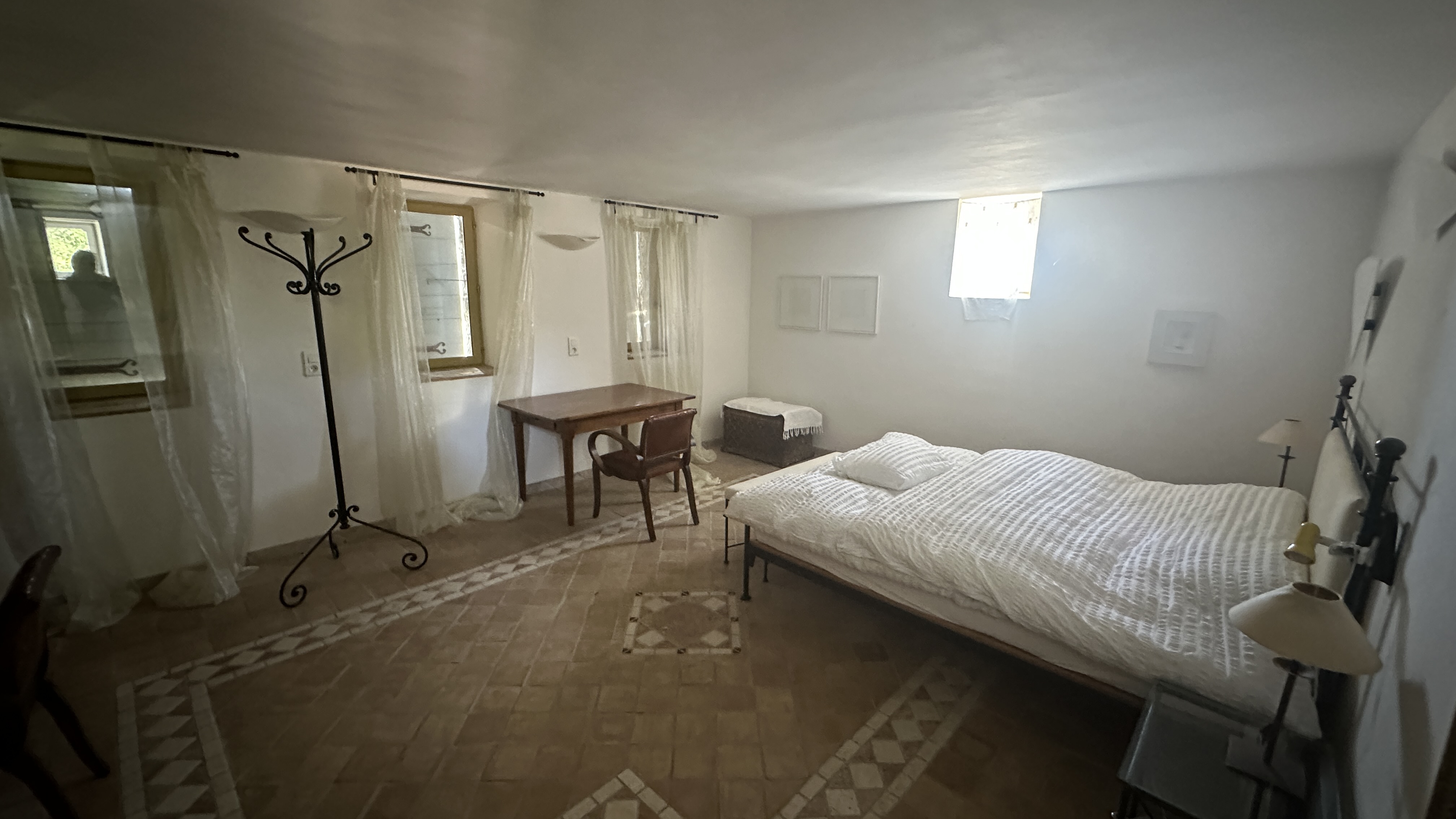 Exceptionnelle propriété authentique en pierres à Buoux