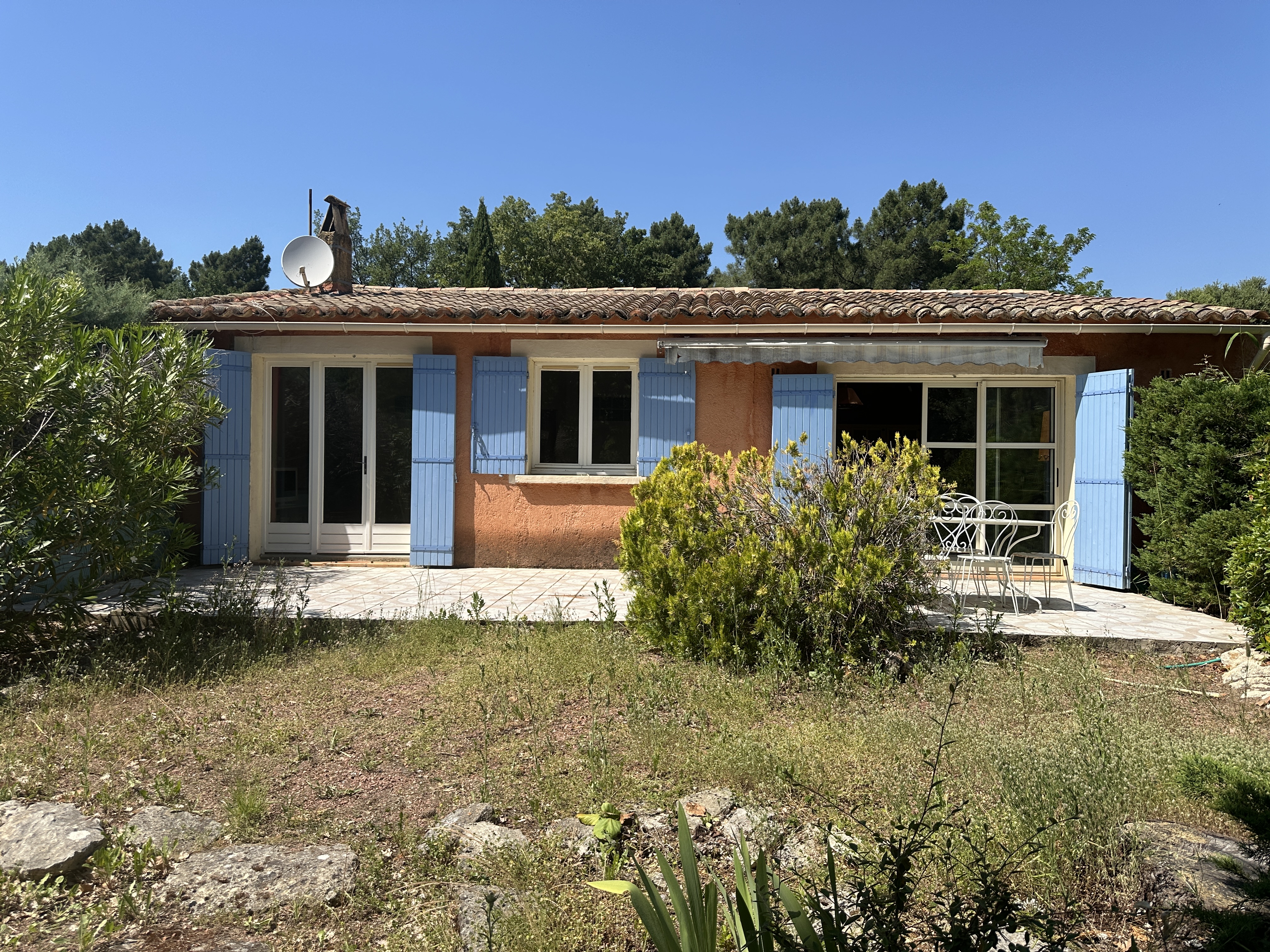 Charmante Maison de hameau à Roussillon